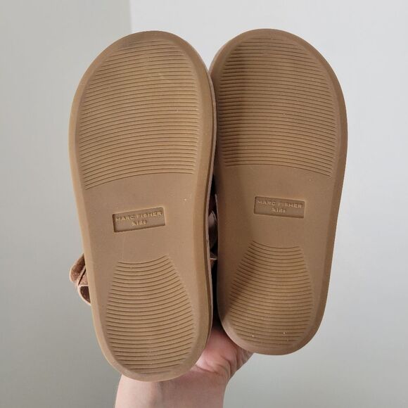 Marc Fisher Tan and Silver Gladiator Sandals Toddler 9 - Picture 2 of 6